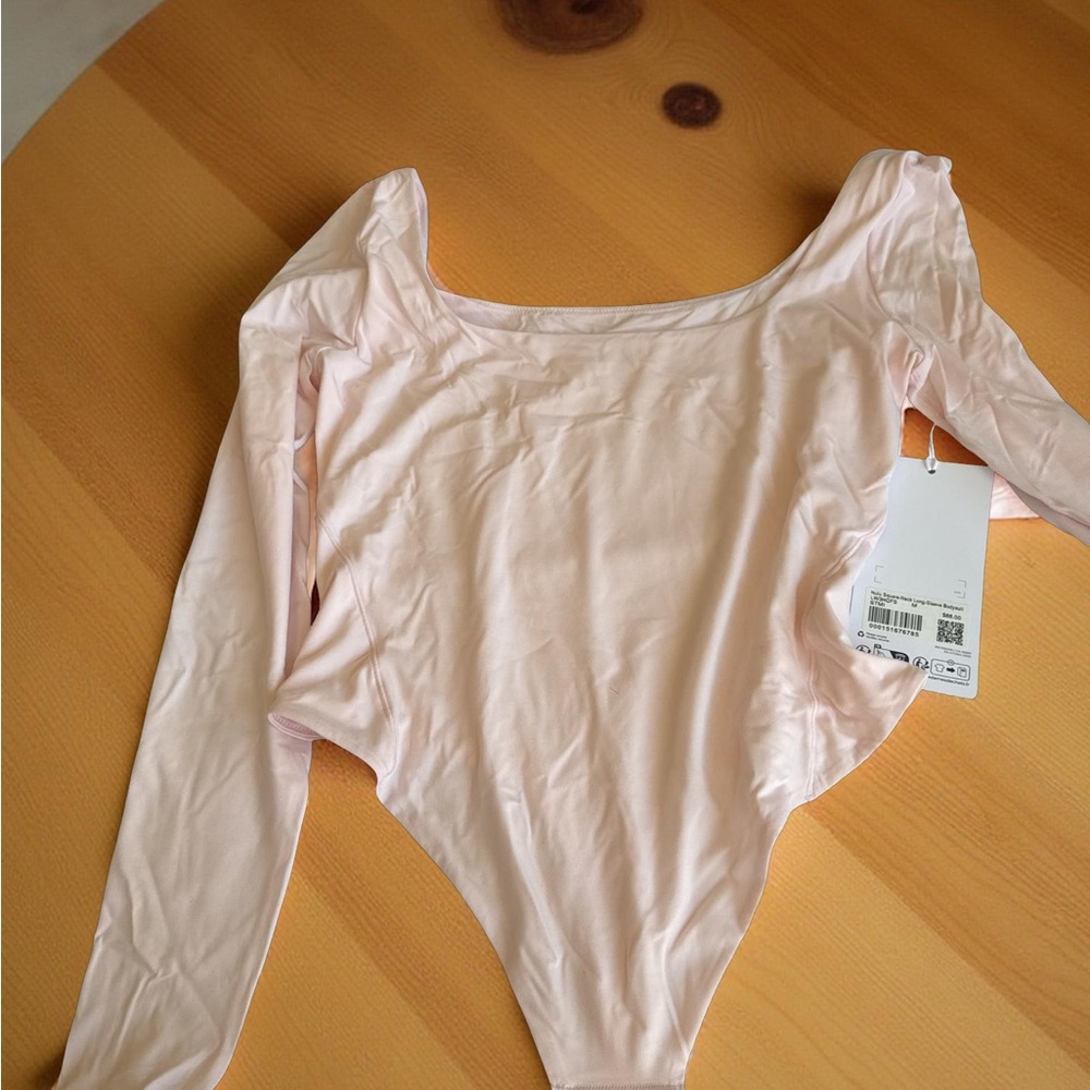 New Lululemon Athletica bundle Nulux and Wundermost tops - Picture 9 of 10